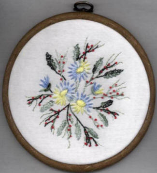 Brazilian Embroidery Design Lazy Daisy